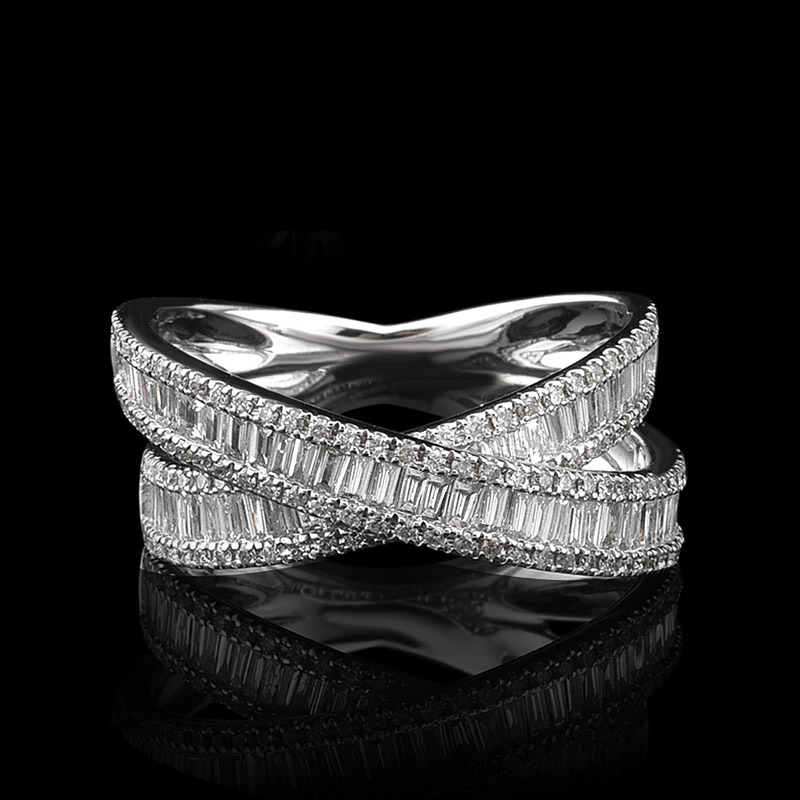 1.08 Karat F Renk Pırlanta Baget Yüzük